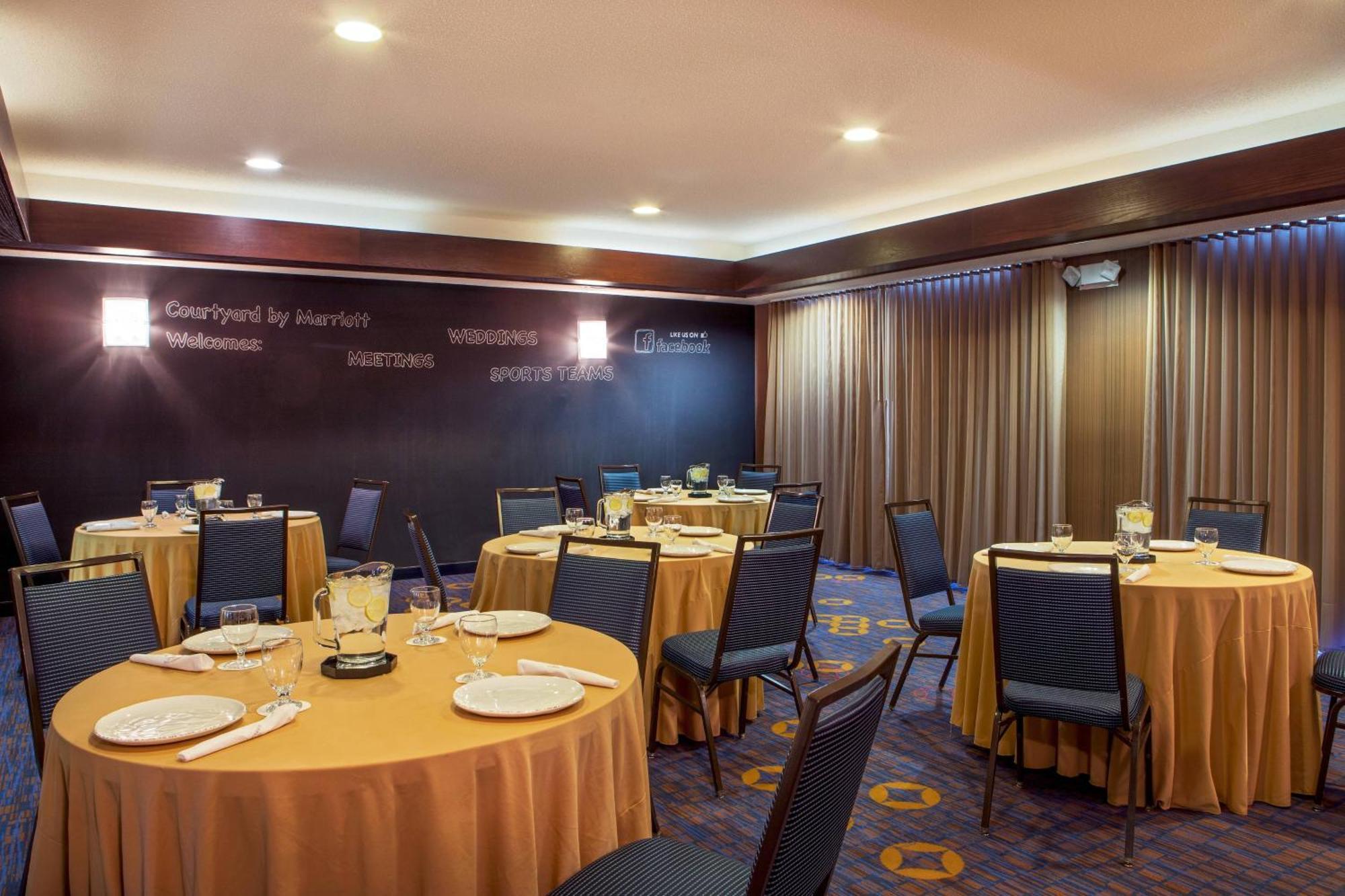 Courtyard Hartford מנצ'סטר מראה חיצוני תמונה