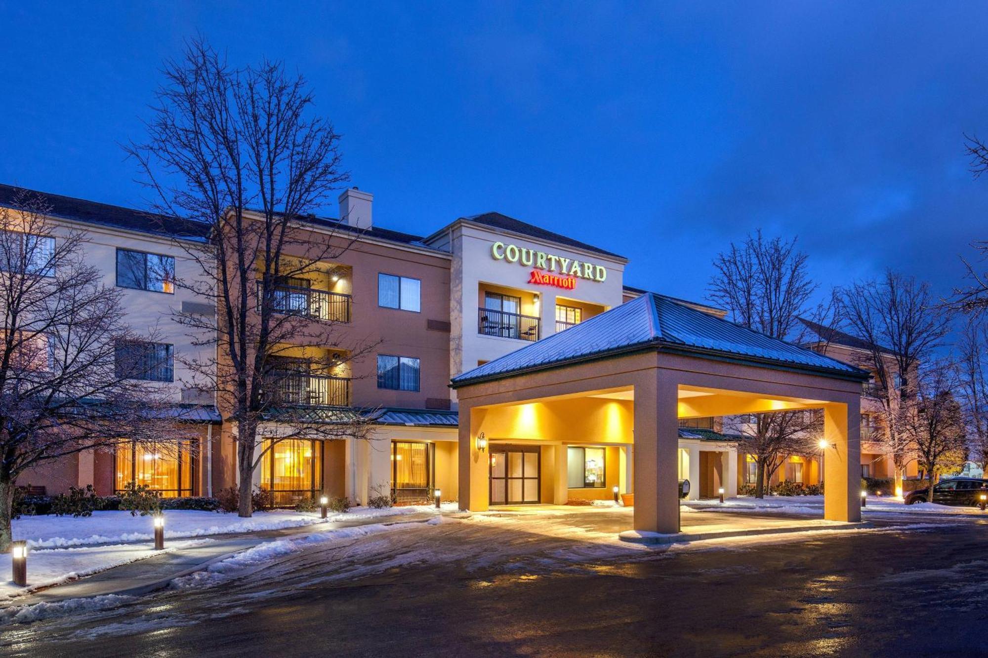 Courtyard Hartford מנצ'סטר מראה חיצוני תמונה